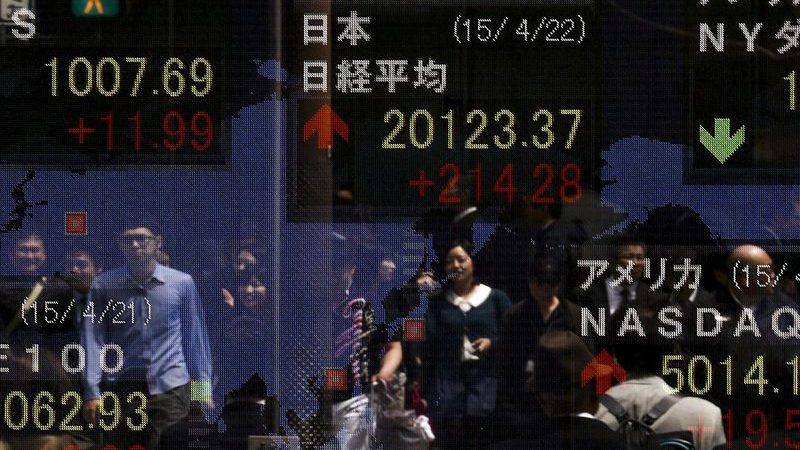 Asian Stocks Mixed as Volatility Continues